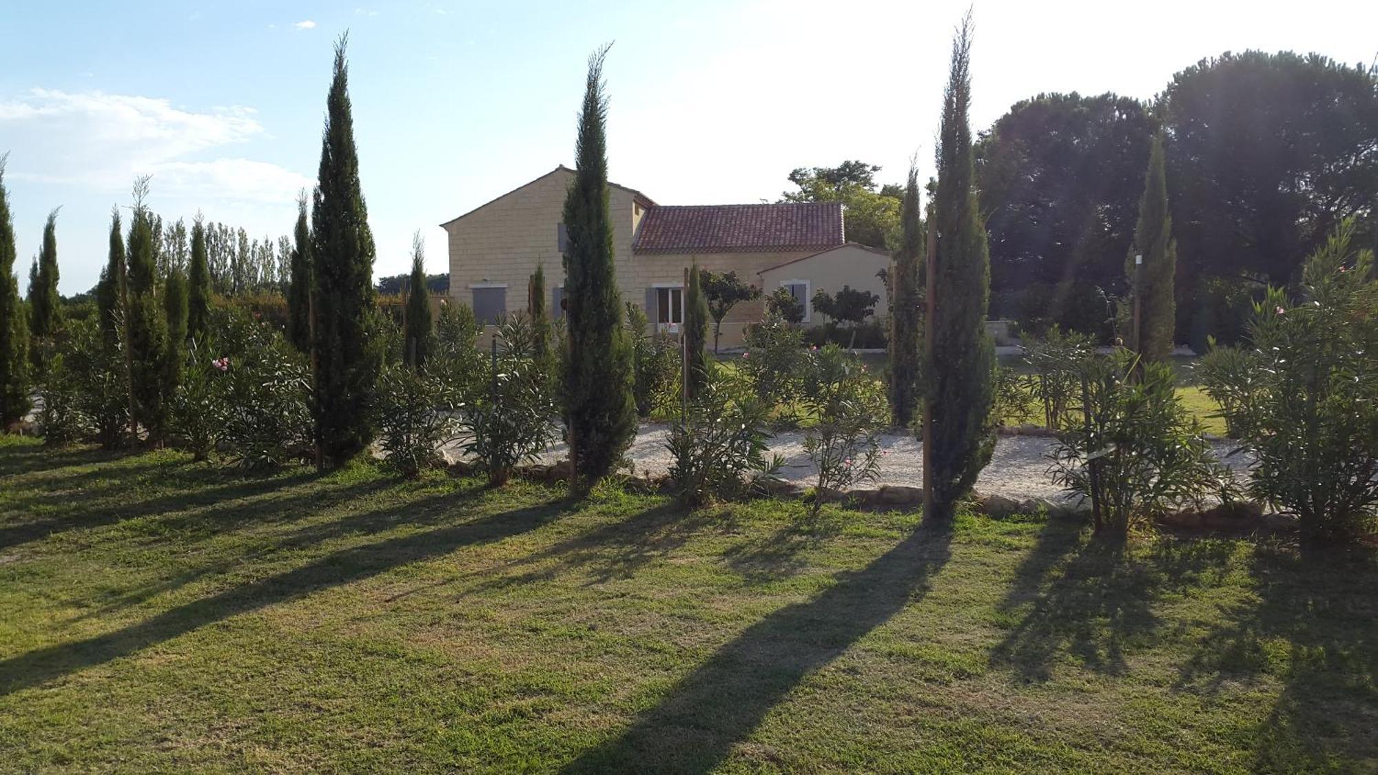 Le Mas De Guiguite Mézoargues Exterior foto